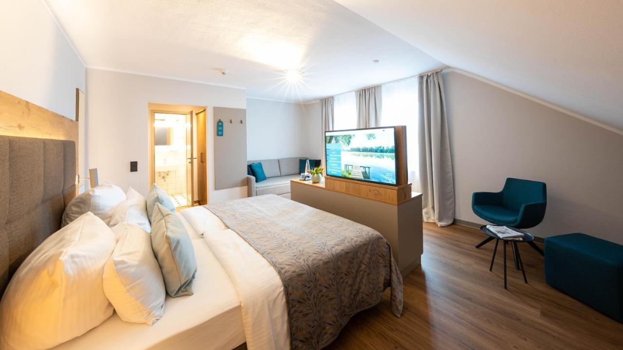 Sopherl Am See - Fruehstueck Auf Der Seeterrasse, Sehr Ruhig Und Wunderschoen Am See, 3 Minuten Nach Oberpfaffenhofen, Viele Radtouren, Restaurants & Cafes In Der Umgebung Wessling Bagian luar foto