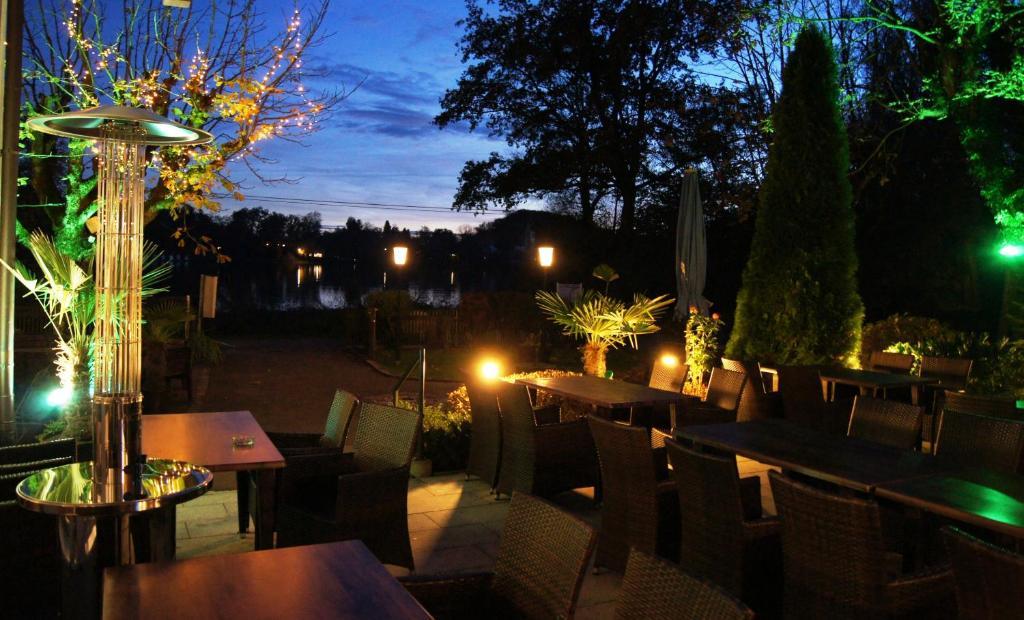 Sopherl Am See - Fruehstueck Auf Der Seeterrasse, Sehr Ruhig Und Wunderschoen Am See, 3 Minuten Nach Oberpfaffenhofen, Viele Radtouren, Restaurants & Cafes In Der Umgebung Wessling Bagian luar foto
